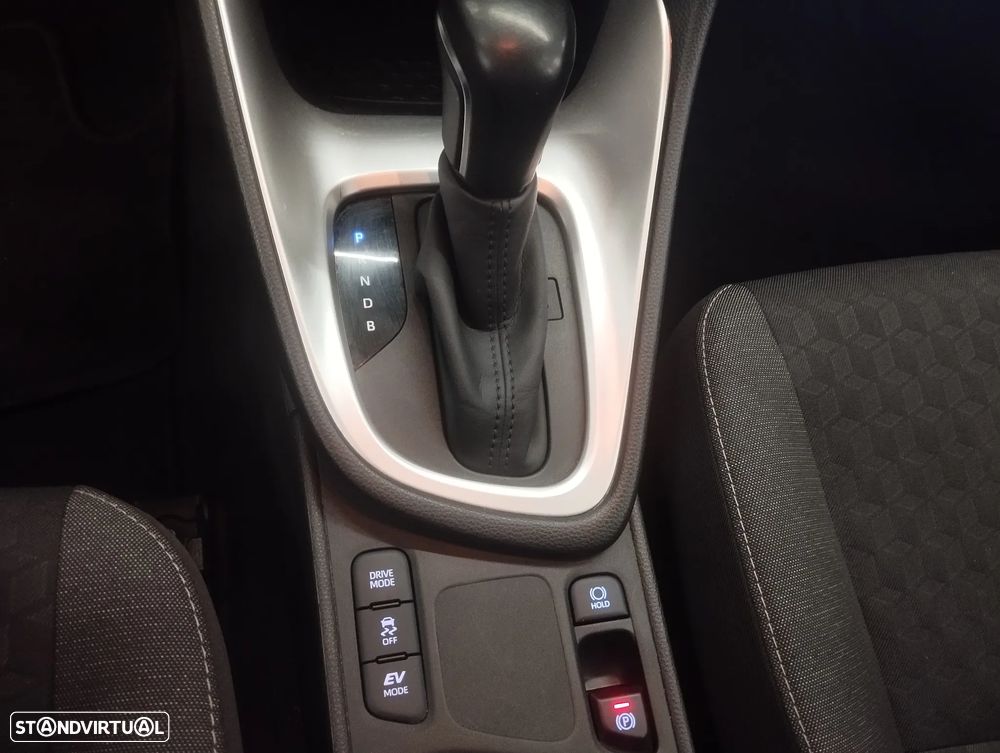 Toyota Yaris 1.5 HDF Comfort - 31