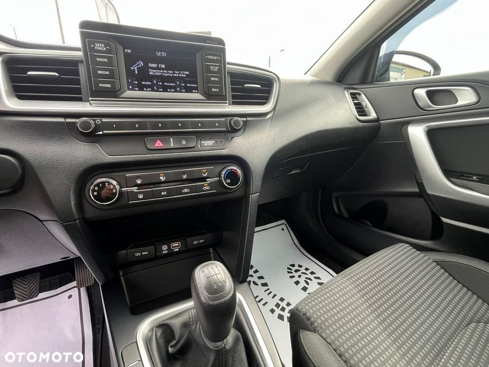 Kia Ceed - 19
