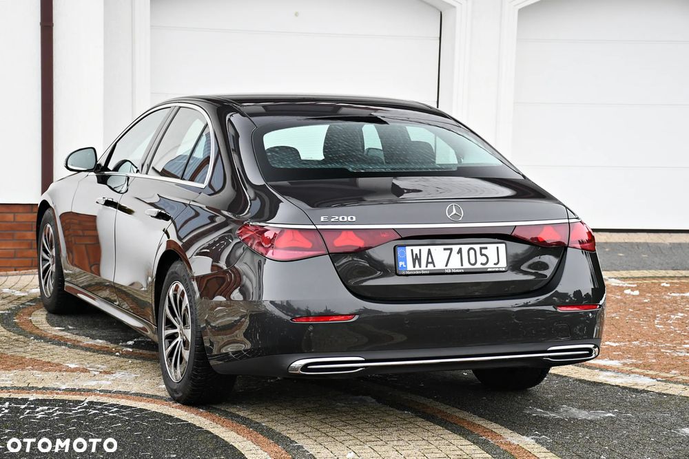 Mercedes-Benz Klasa E 200 Avantgarde - 18