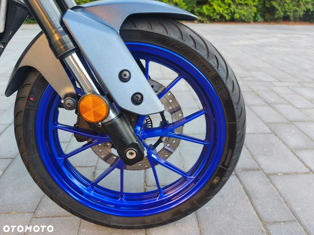 Yamaha MT - 11