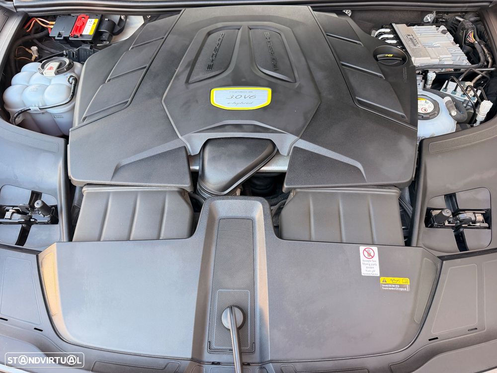 Porsche Cayenne E-Hybrid - 56