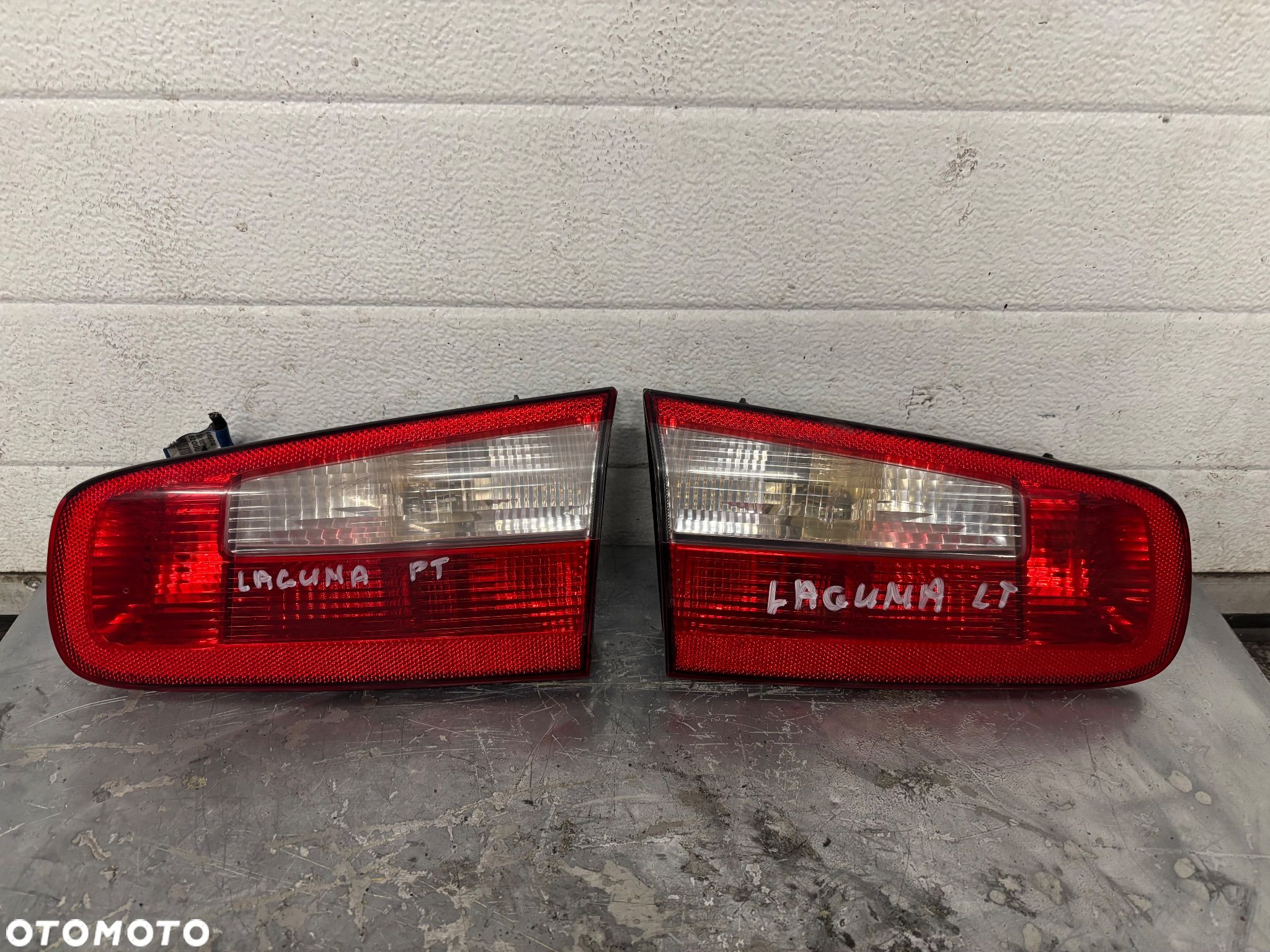 RENAULT LAGUNA II 2 HB LAMPA PRAWA LEWA TYL TYLNA - 1