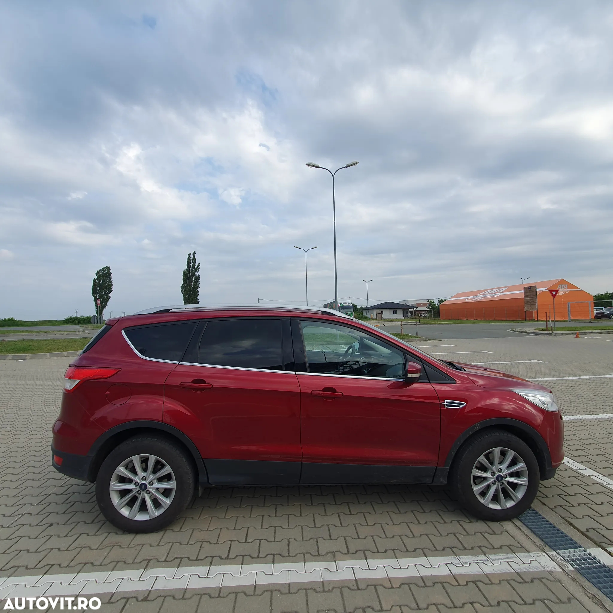 Ford Kuga 2.0 TDCi 4WD Titanium - 4
