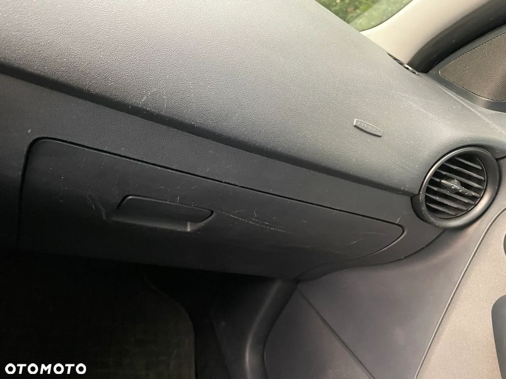 Seat Ibiza 1.4 16V Reference - 12
