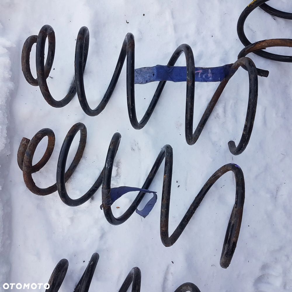 amortyzator sprężyna macperson poduszka toyota yaris I przód tył stan jak nowy - 19