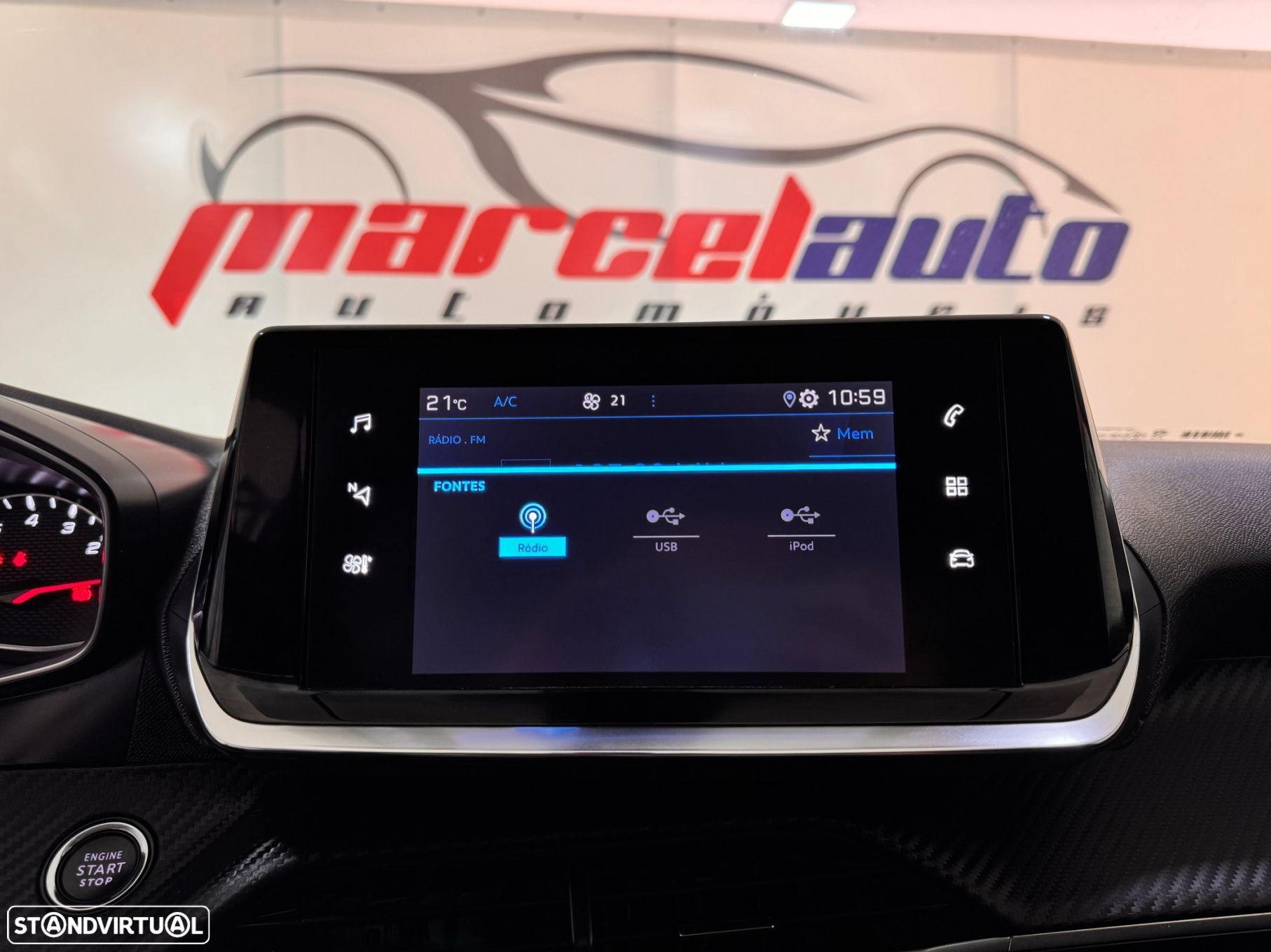 Peugeot 2008 1.2 PureTech Allure - 30