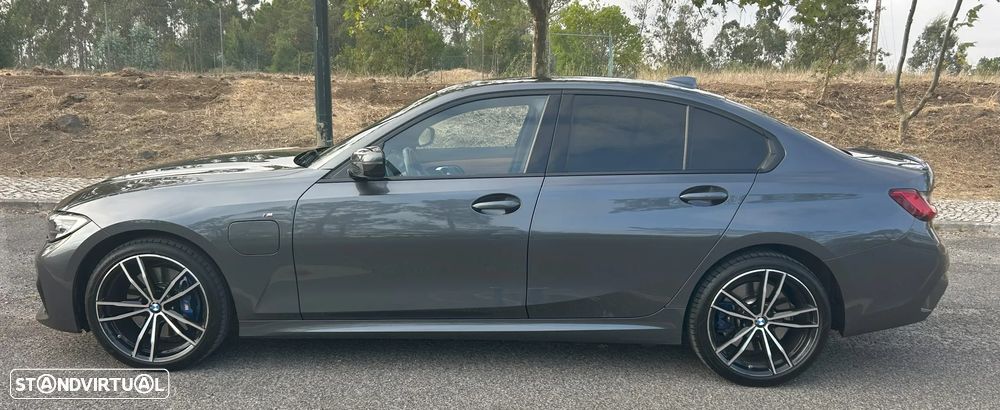 BMW 330 e Pack M Auto - 3