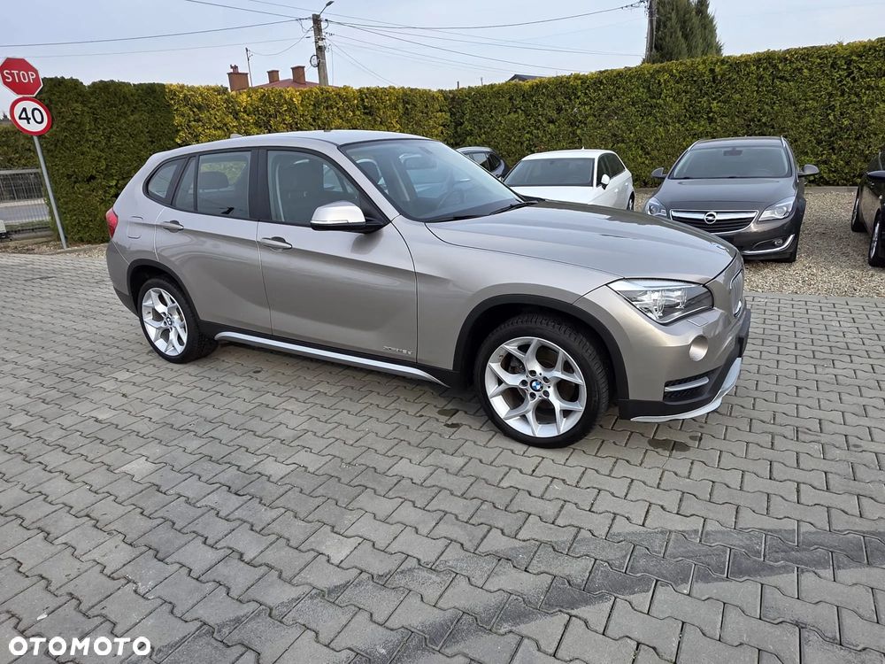 BMW X1 xDrive18d xLine - 13