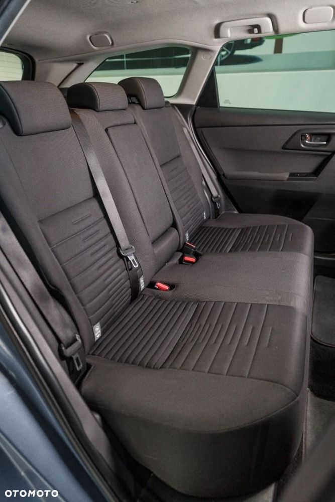 Toyota Auris - 11