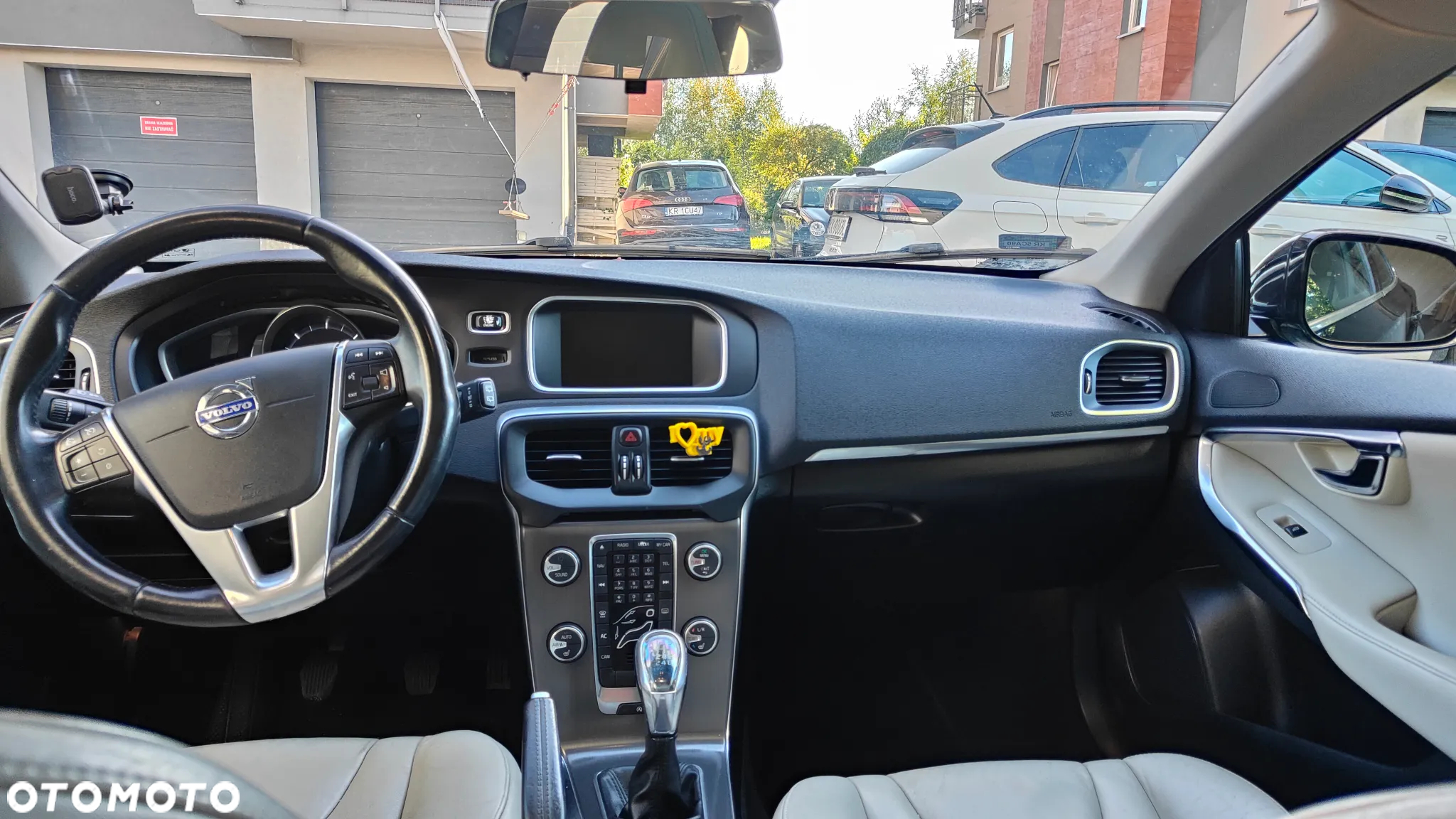 Volvo V40 D2 R-Design Summum - 18