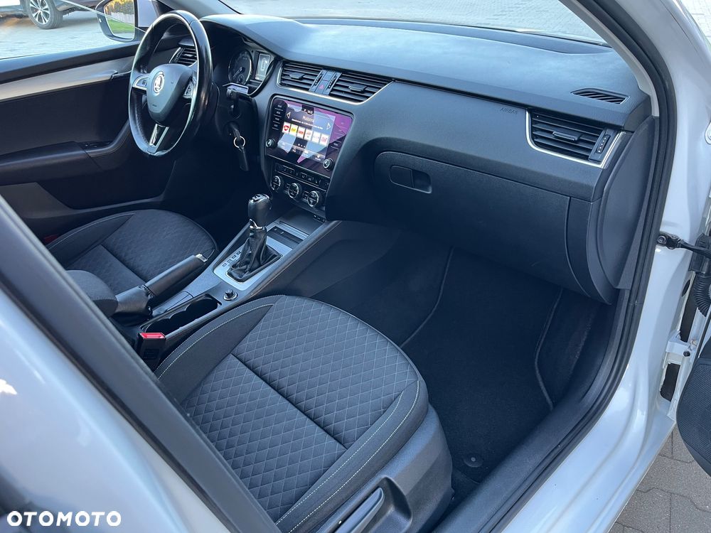 Skoda Octavia 1.8 TSI 4x4 DSG Drive - 9