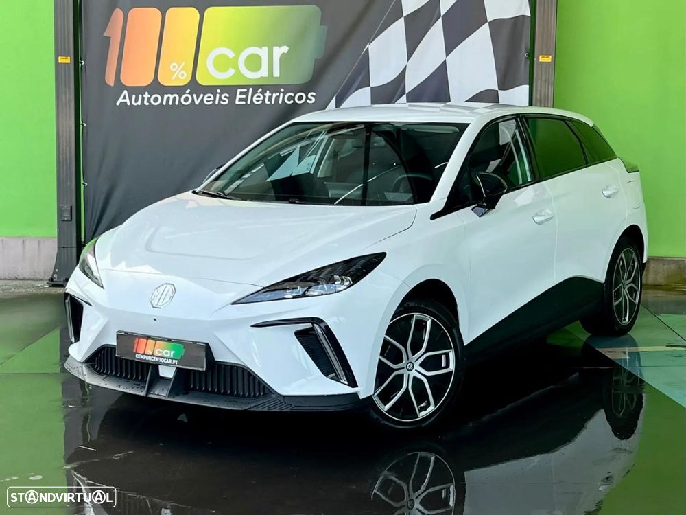 MG MG4 64 kWh Luxury - 1