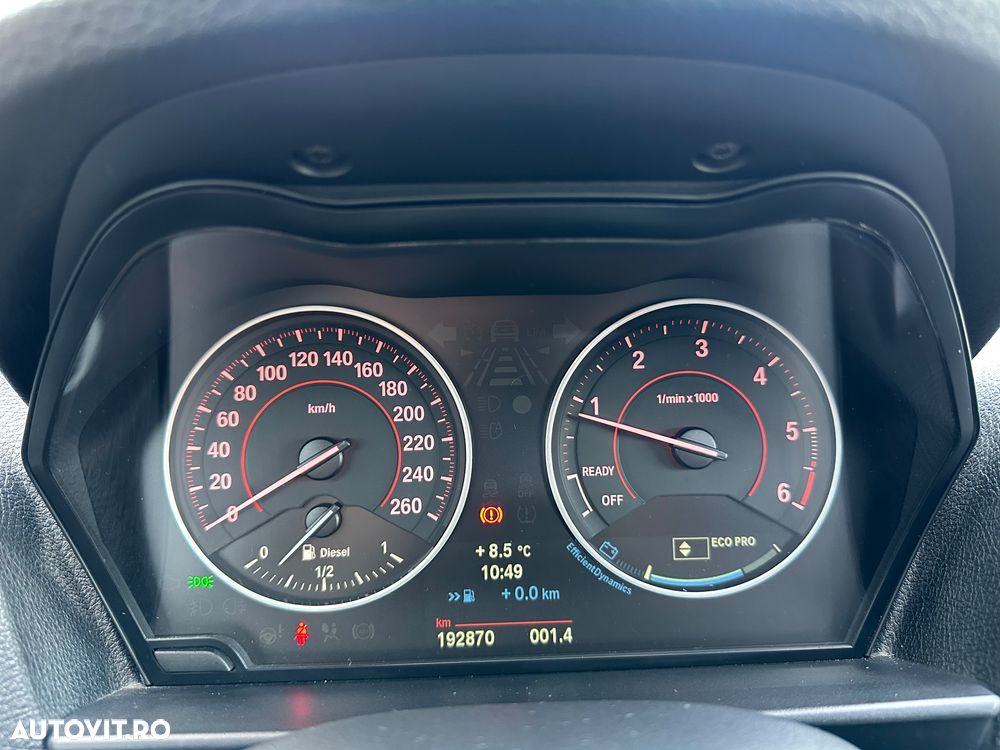 BMW Seria 1 118d Sport Line - 32