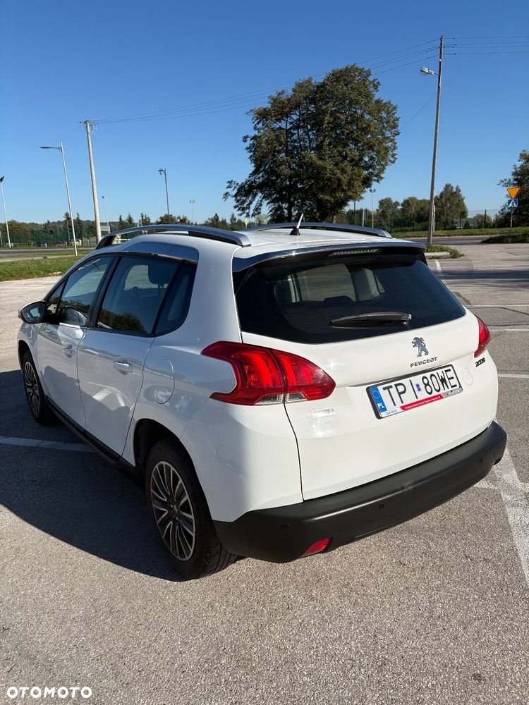 Peugeot 2008 1.2 VTi/Pure Tech Access - 5