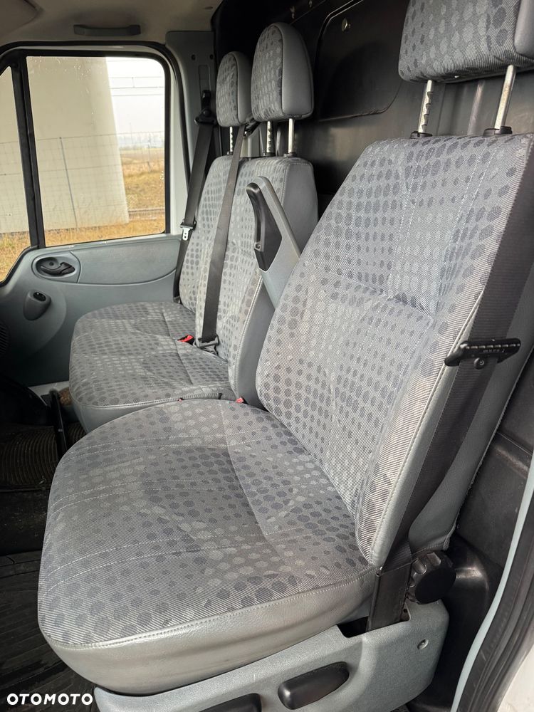 Ford Transit - 9