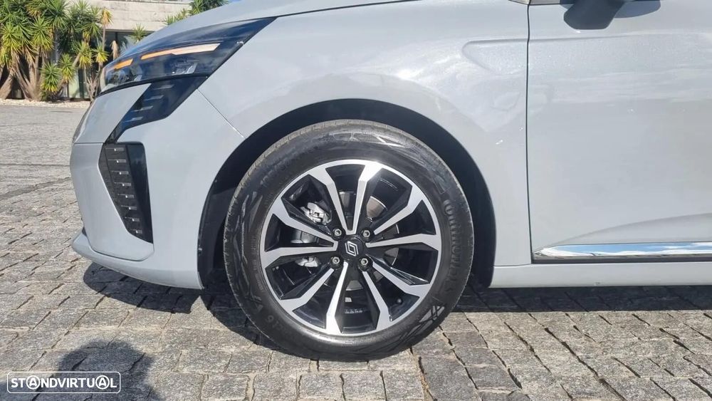 Renault Clio - 7