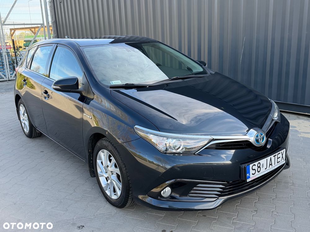 Toyota Auris - 2