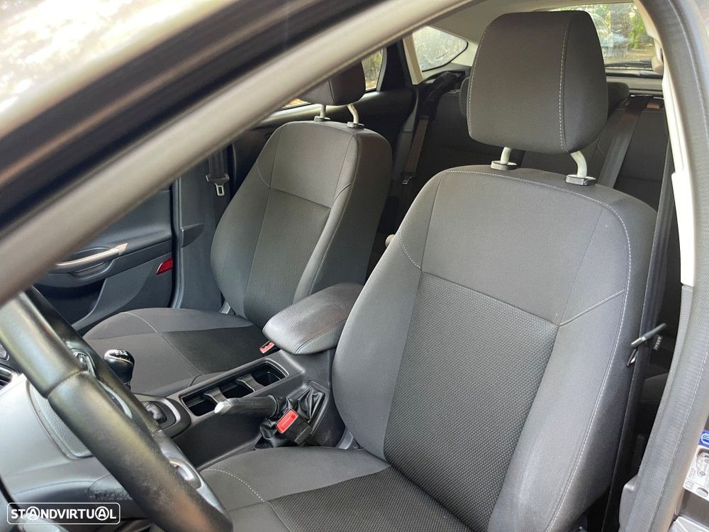 Ford Focus 1.0 SCTi Trend+ - 26