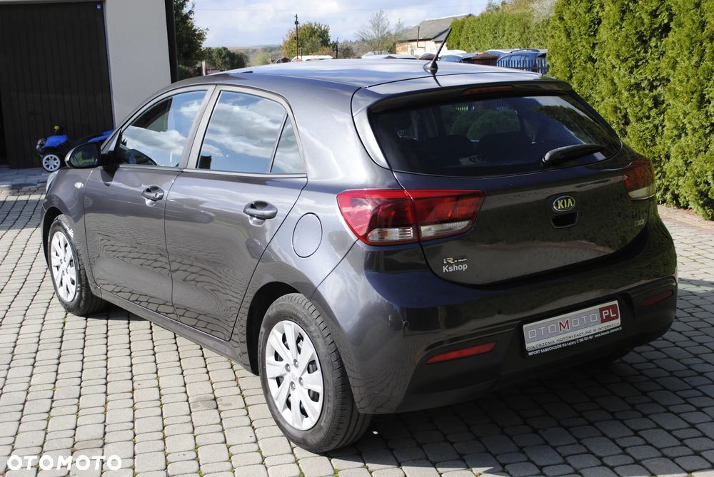 Kia Rio - 5