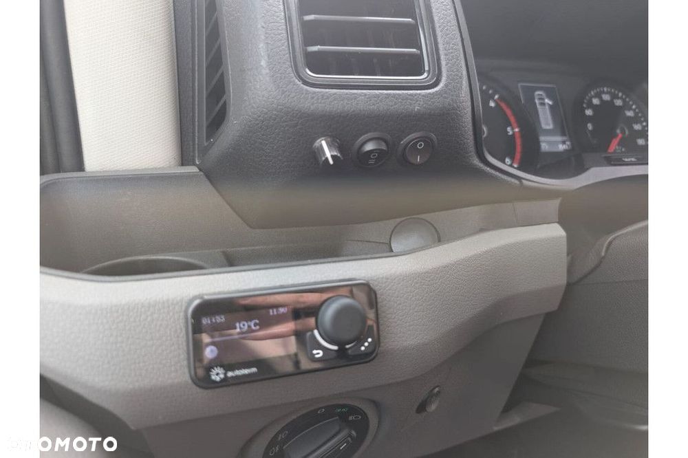 Volkswagen Crafter - 13