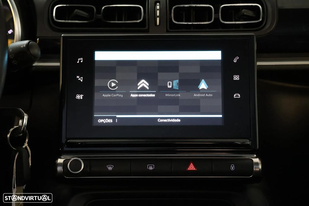 Citroën C3 1.2 PureTech Shine - 17