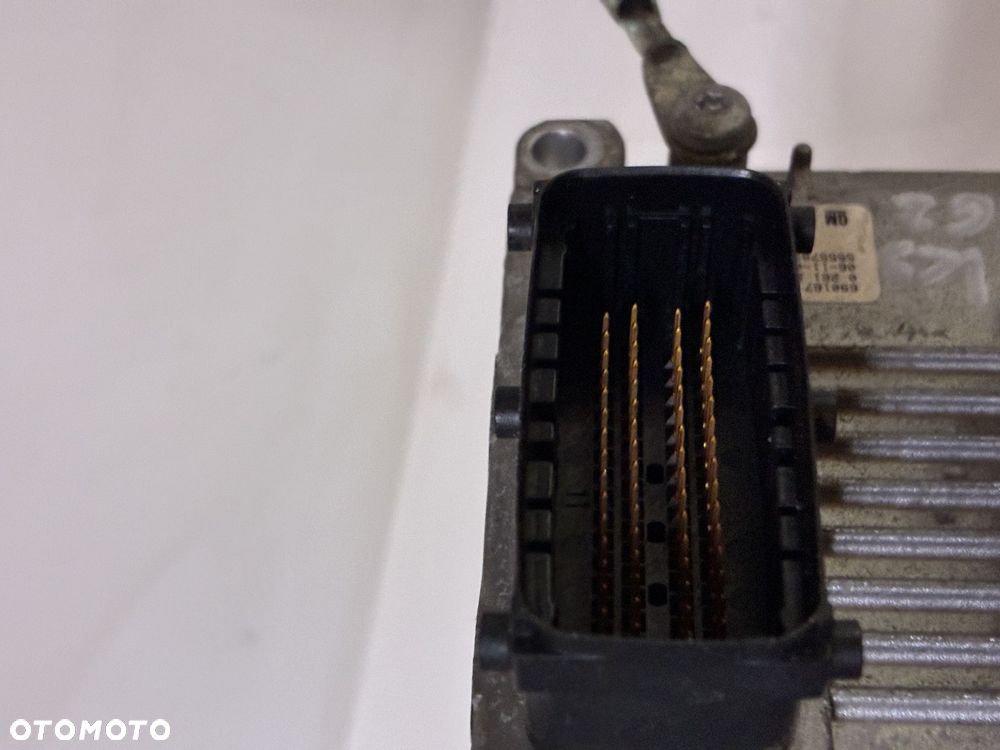 OPEL KOMPUTER  STEROWNIK  SILNIKA 55557933 - 4