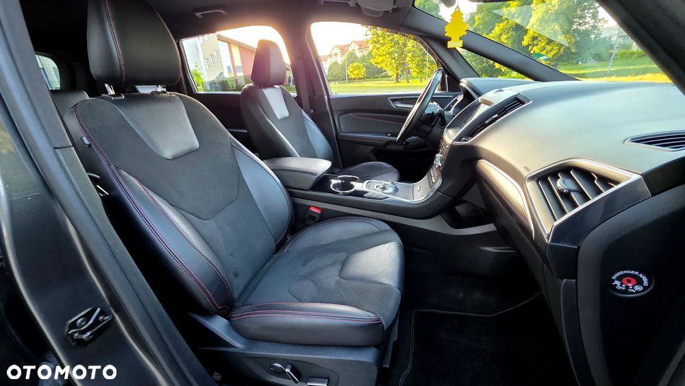 Ford S-Max 2.0 EcoBlue ST-LINE - 38