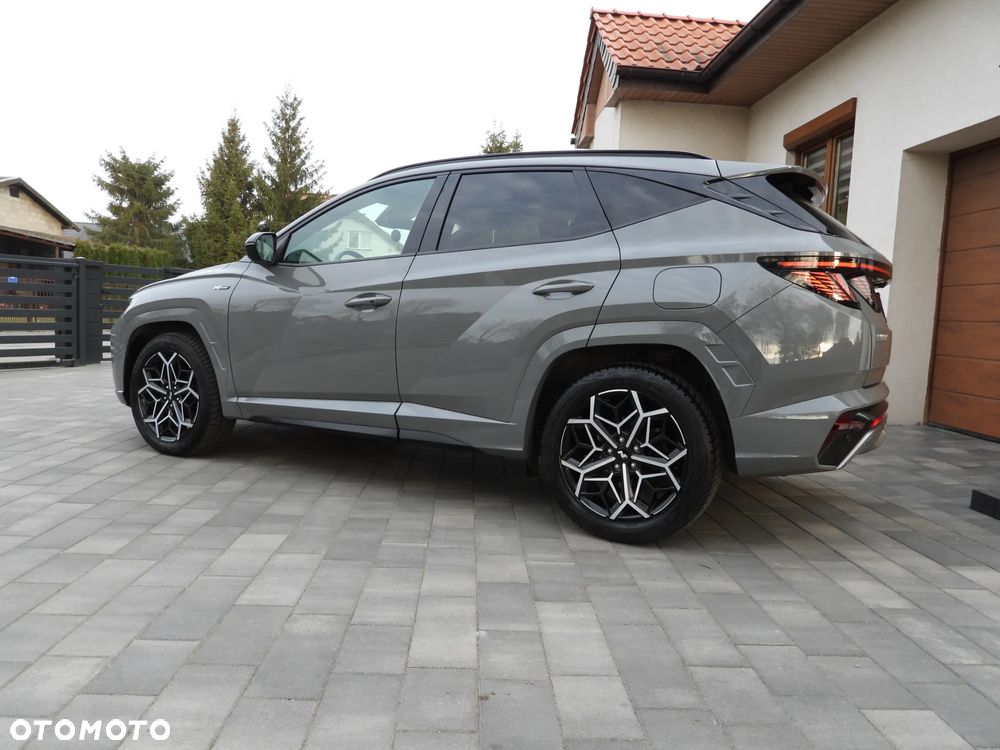 Hyundai Tucson 1.6 T-GDi HEV Executive N Line 4WD - 27