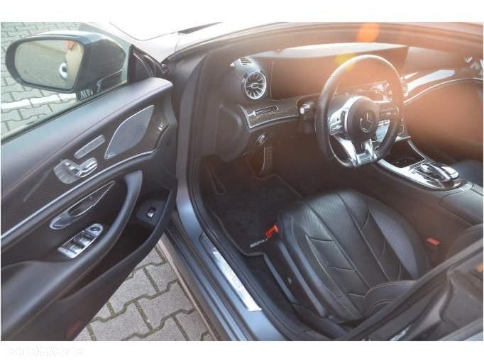 Mercedes-Benz CLS - 19