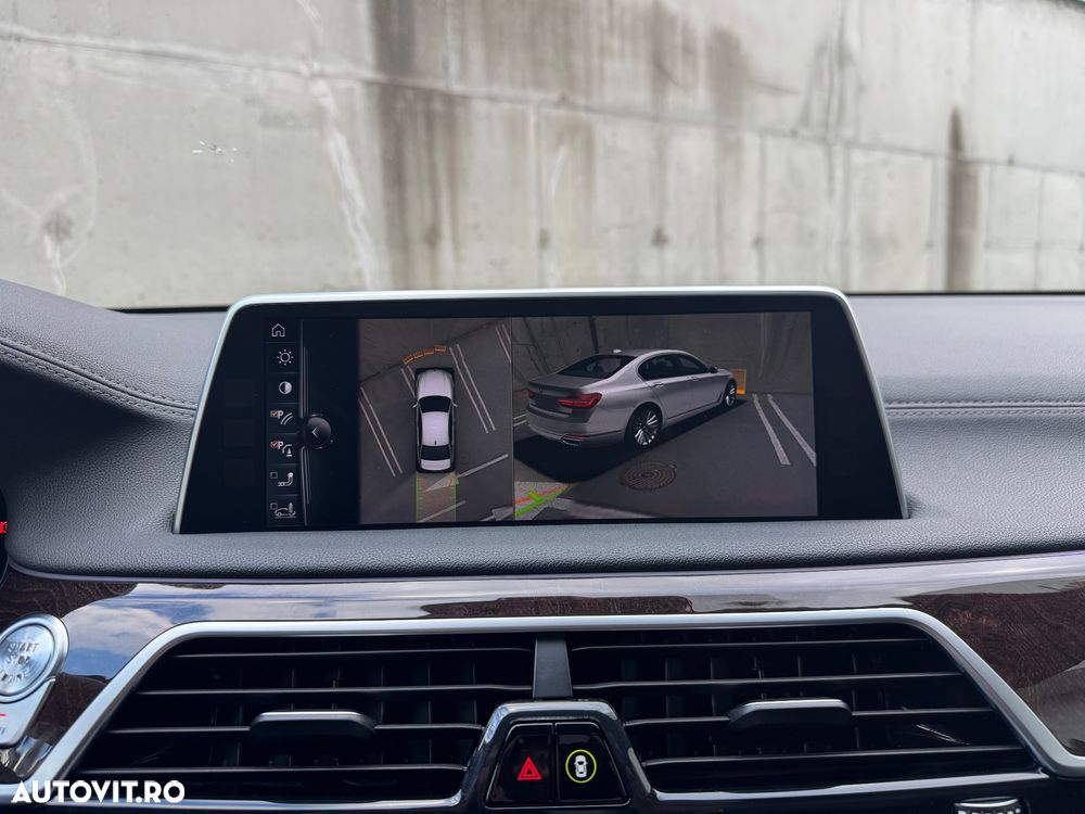 BMW Seria 7 730d xDrive - 36