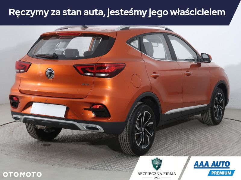 MG ZS - 6