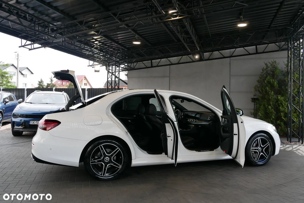 Mercedes-Benz Klasa E 220 d 4Matic 9G-TRONIC AMG Line - 7