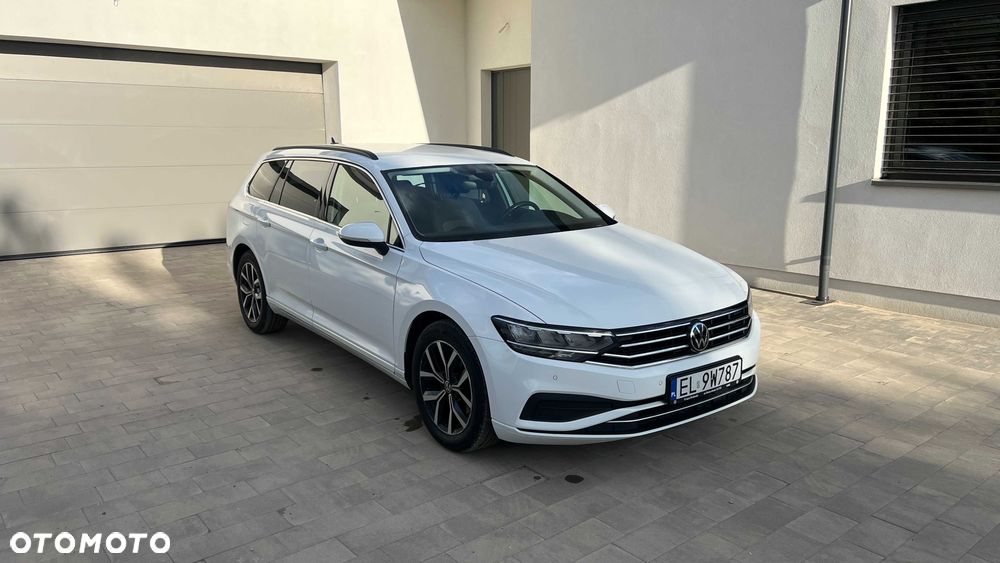 Volkswagen Passat Variant - 1