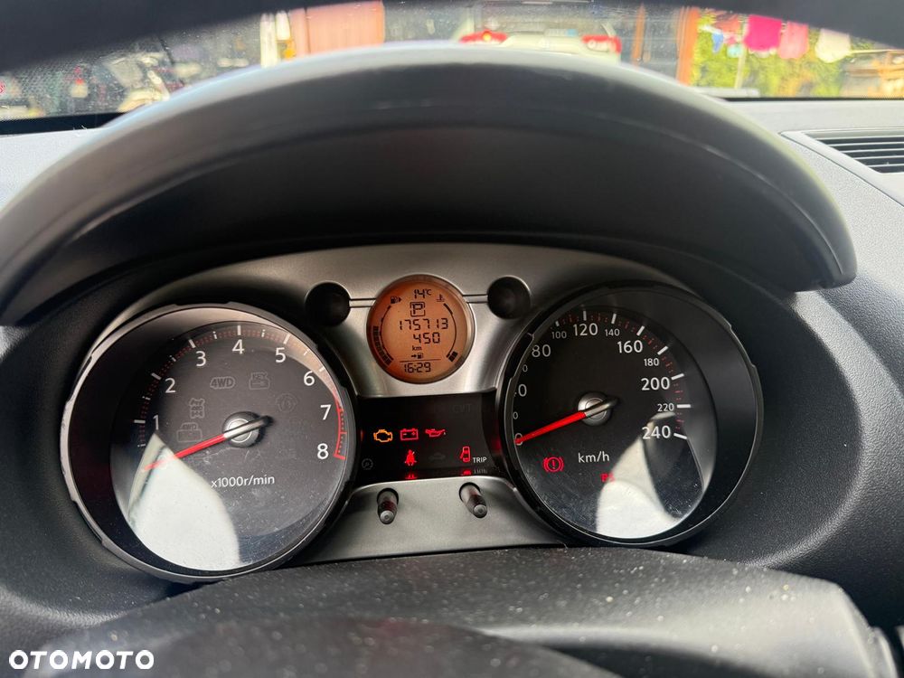 Nissan Qashqai 2.0 Acenta CVT - 8