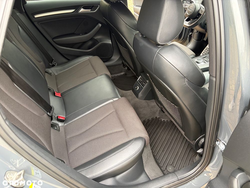 Audi A3 Sportback 1.5 TFSI cylinder on demand design - 12