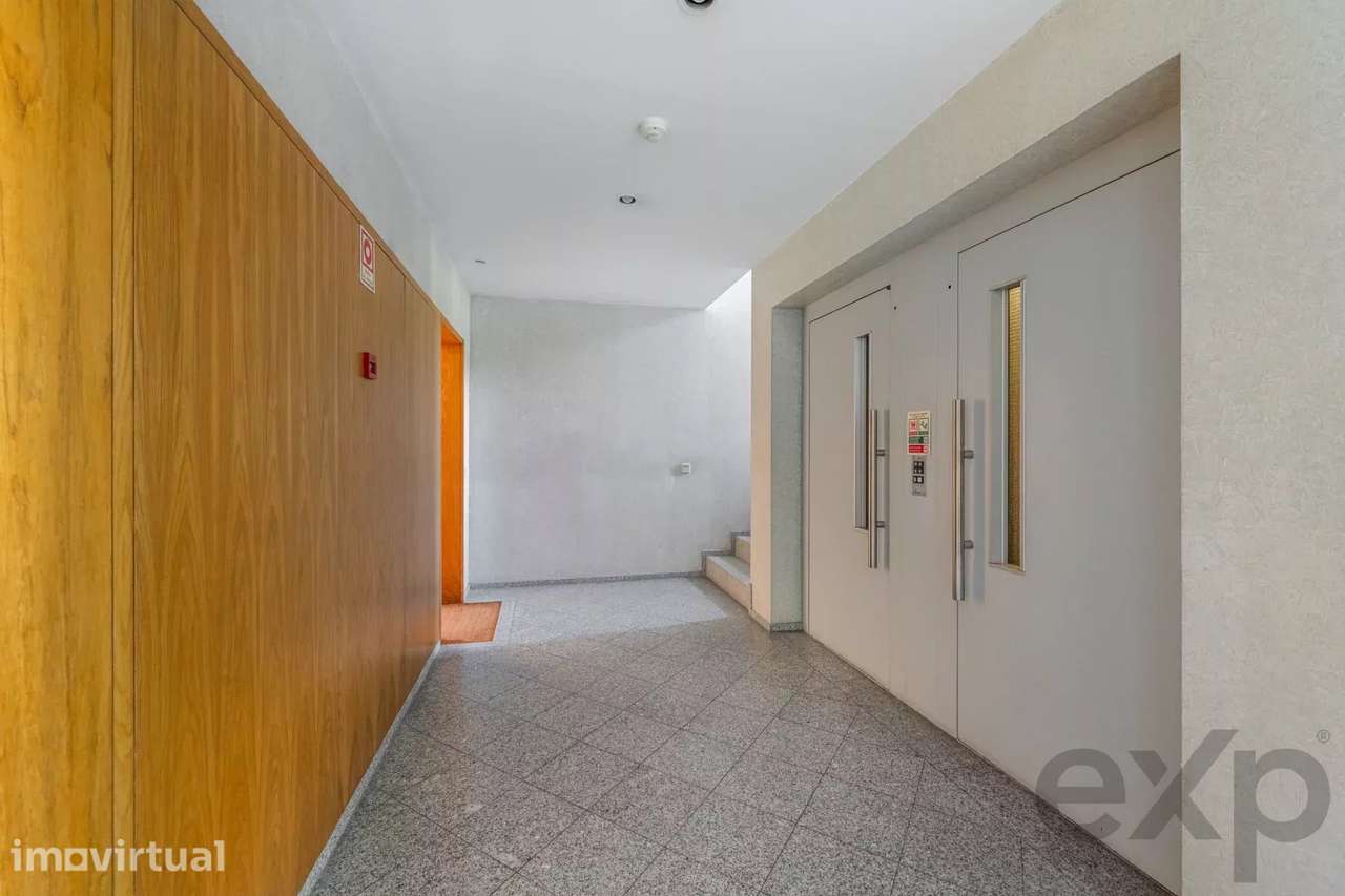 Apartamento T3 no Porto! - Grande imagem: 3/27