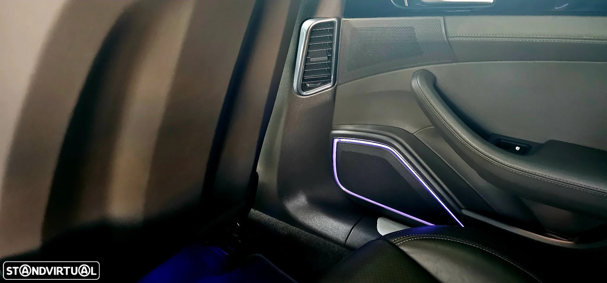 Porsche Panamera Sport Turismo 4 E-Hybrid - 36