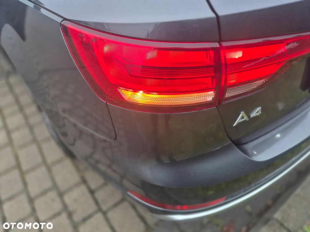 Audi A4 Avant 40 TFSI S tronic S line - 31