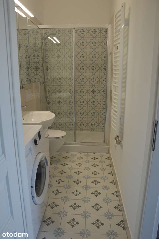 Kawalerka z osobną sypialenką, klima, balkon