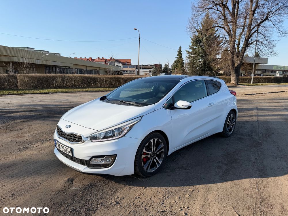 Kia ProCeed - 10
