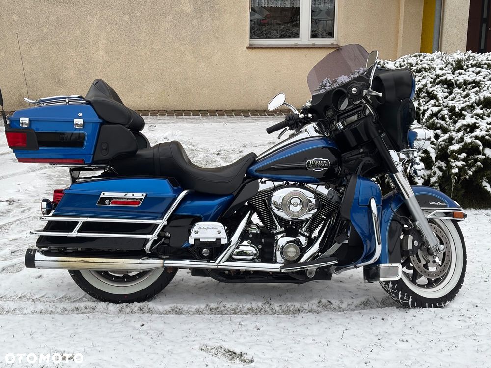 Harley-Davidson FLH Electra Glide - 2