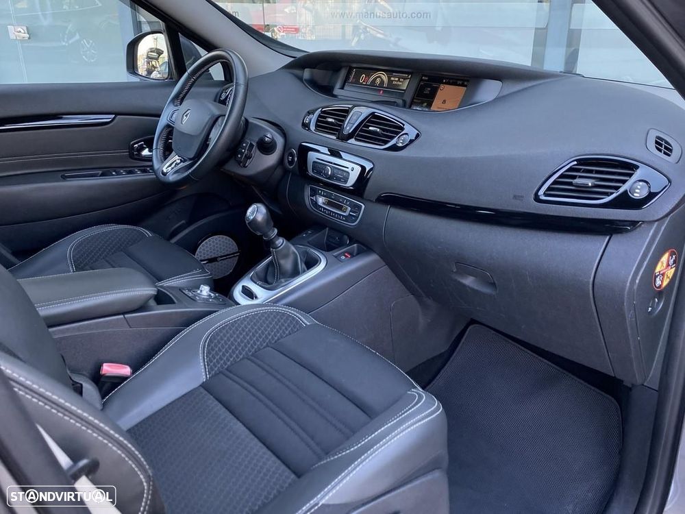 Renault Scénic 1.5 dCi Bose Edition SS - 11