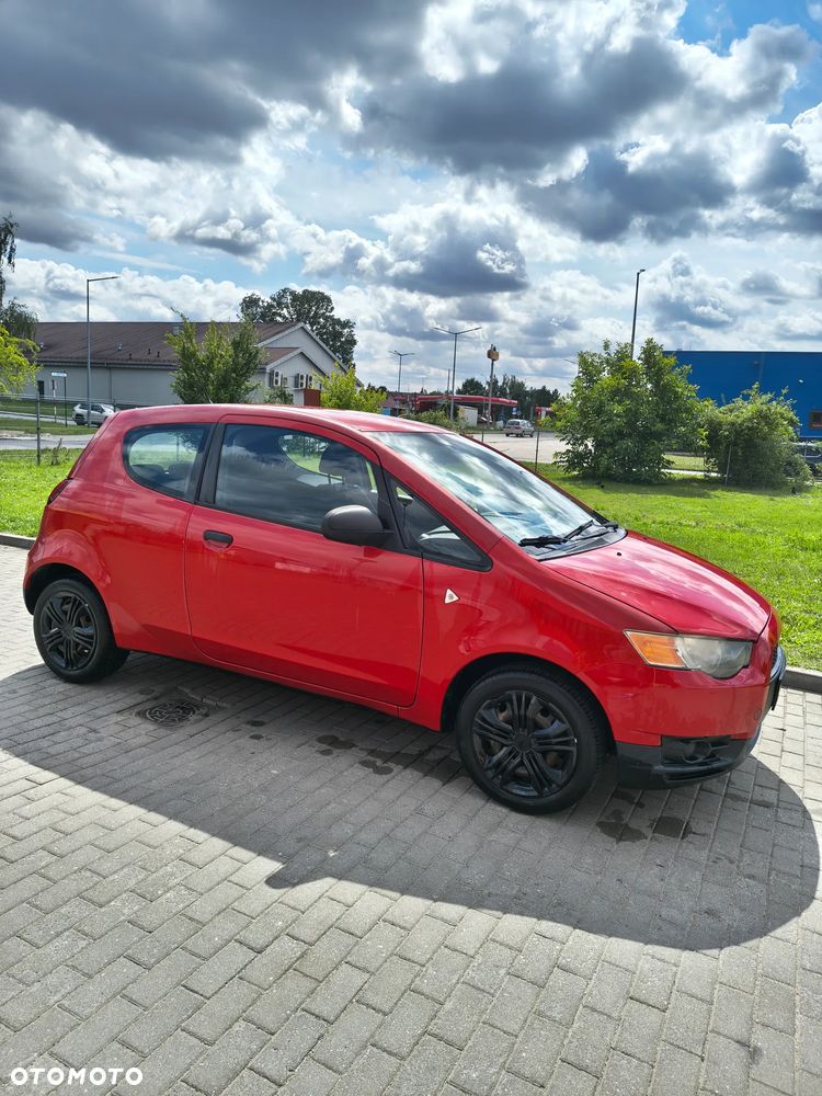Mitsubishi Colt - 8