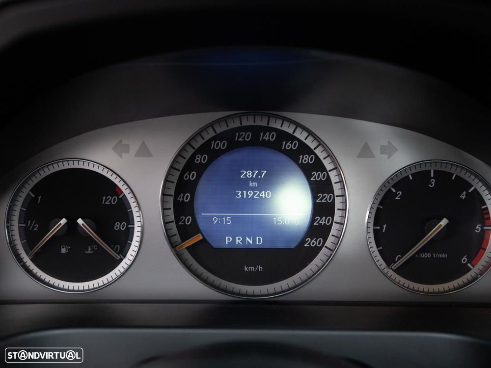 Mercedes-Benz C 320 - 20