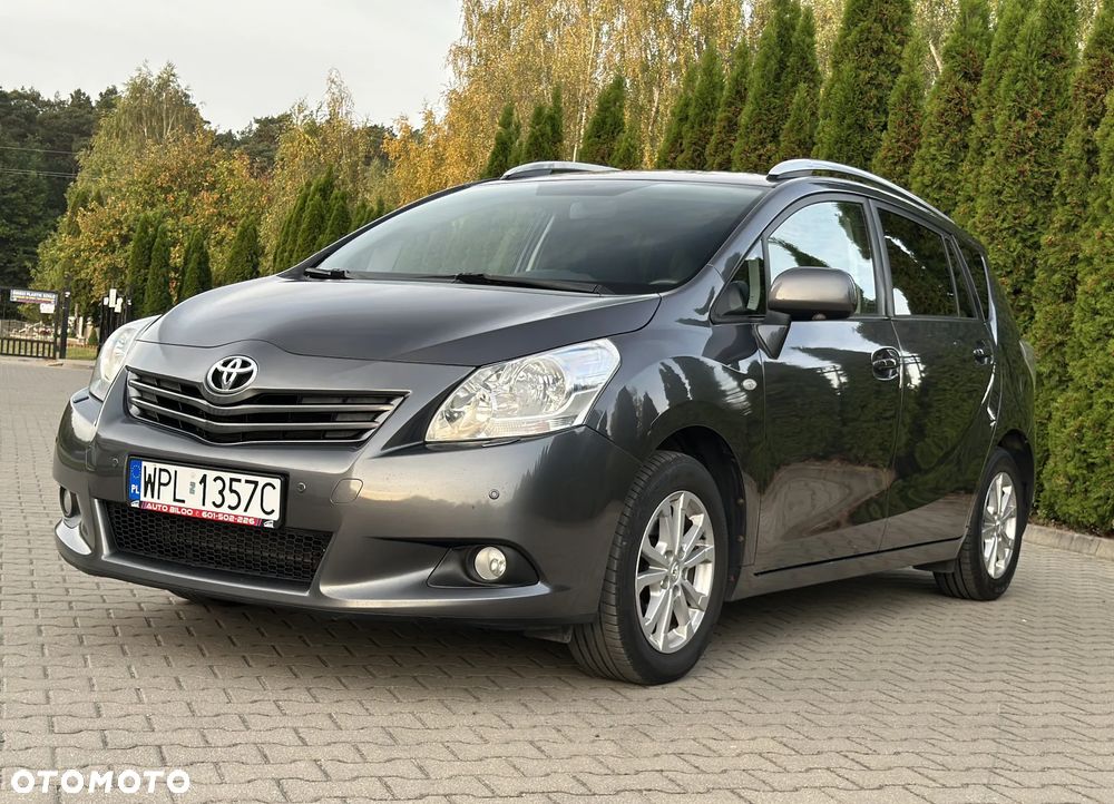 Toyota Verso - 27