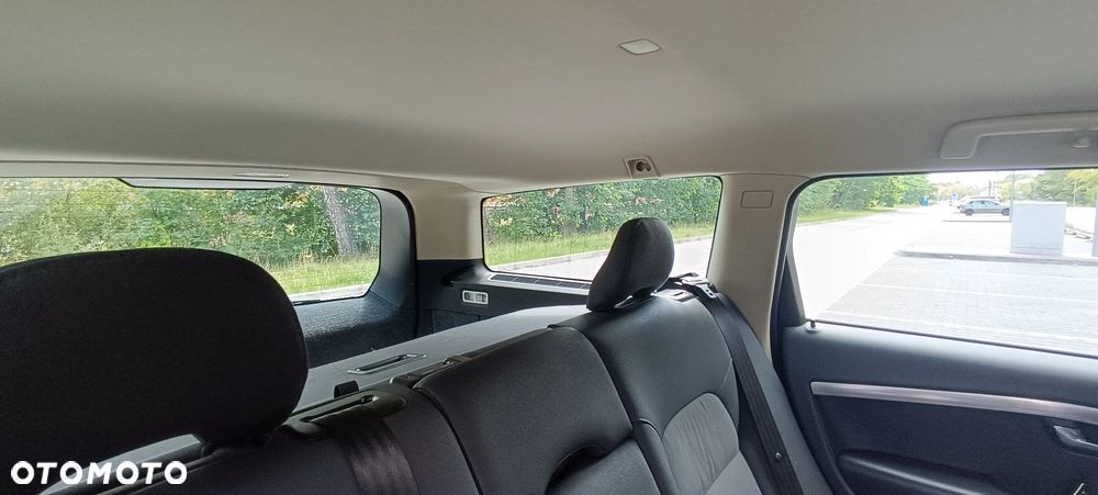Volvo V70 2.0 Momentum - 18