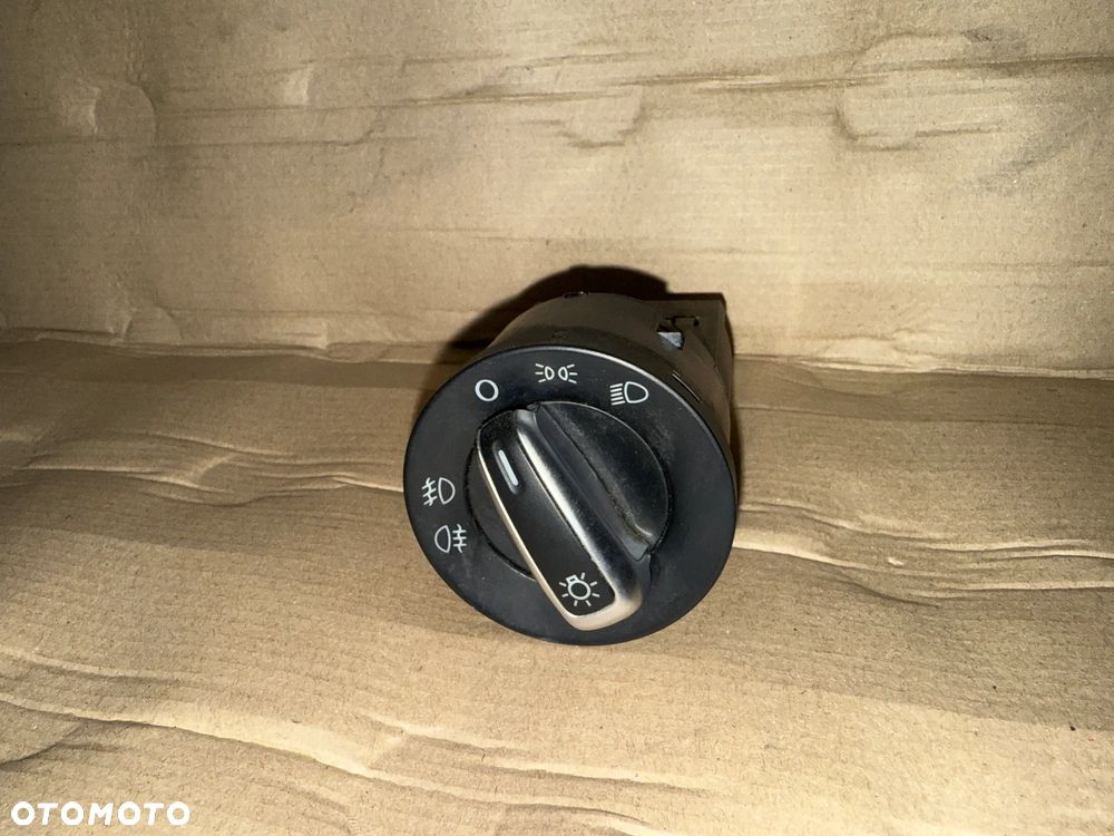 Przełącznik świateł 6R0941531J Volkswagen Polo V 6R OE - 1