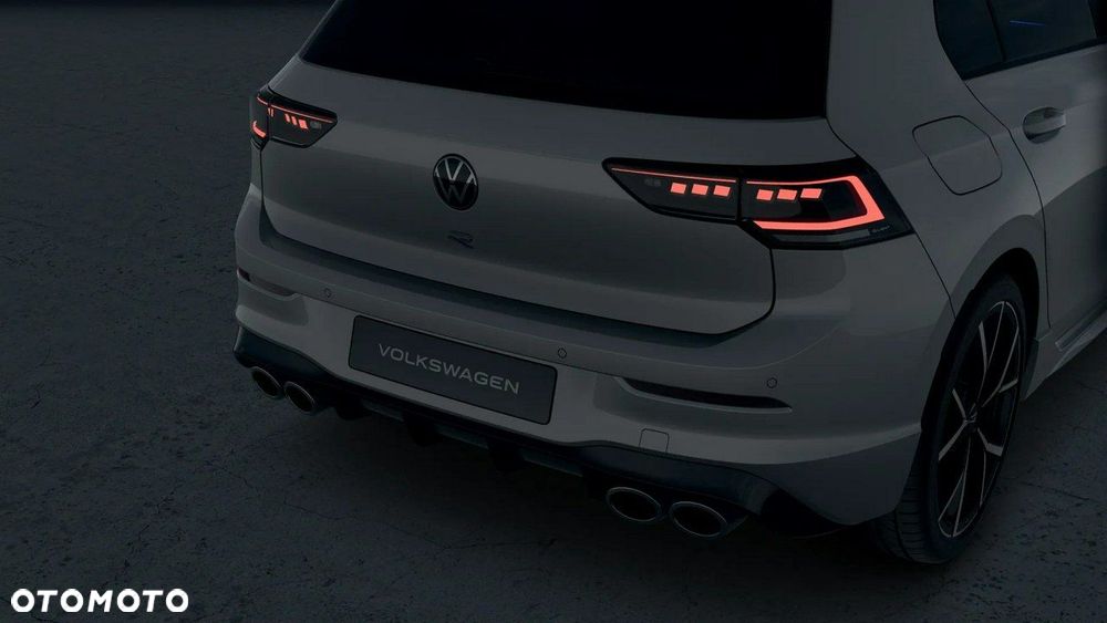 Volkswagen Golf - 9