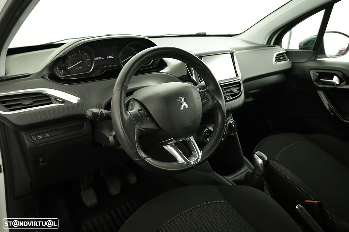 Peugeot 208 1.2 PureTech Style - 7