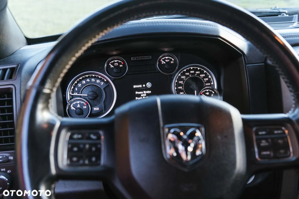 Dodge RAM 5.7 4x4 - 11